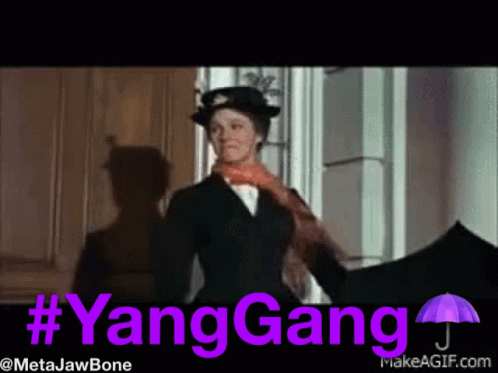 Umbrellas For Yang Yang Gang GIF - Umbrellas For Yang Yang Gang Mary Poppins GIFs