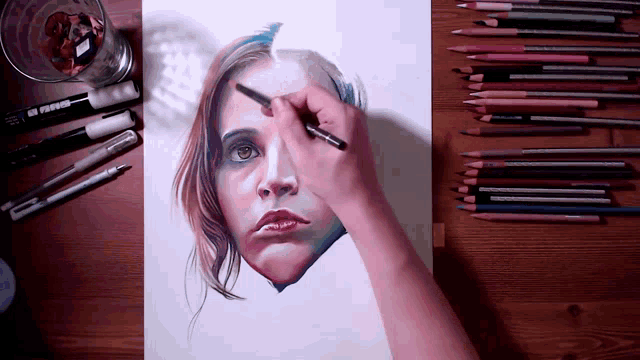 a person is drawing a woman 's face with a marker that says ' prismacolor ' on it
