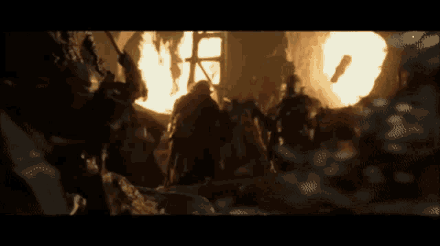 Lotr Uruk Hai Urukhai Saruman Westfold Isengard Isengart Fire Fires Orc Orcs Ents GIF - Lotr Uruk Hai Urukhai Saruman Westfold Isengard Isengart Fire Fires Orc Orcs Ents GIFs