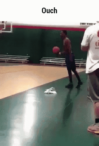 Ouch Ow GIF - Ouch Ow Basketball GIFs