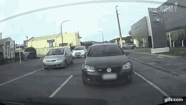 Near Miss Accident GIF - Near Miss Accident Close Call GIFs