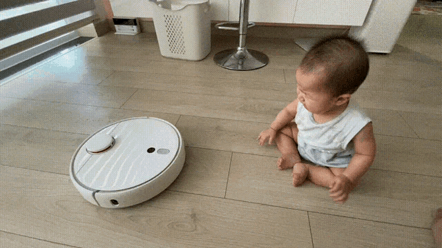 Babycry Vacuum GIF - Babycry Vacuum Smartvacuum GIFs