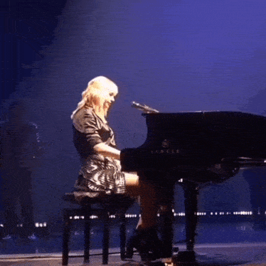 Taylor Swift Swiftgif GIF - Taylor Swift Swiftgif Piano GIFs