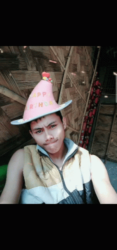 Happy Birthday Hat GIF - Happy Birthday Hat Smile GIFs