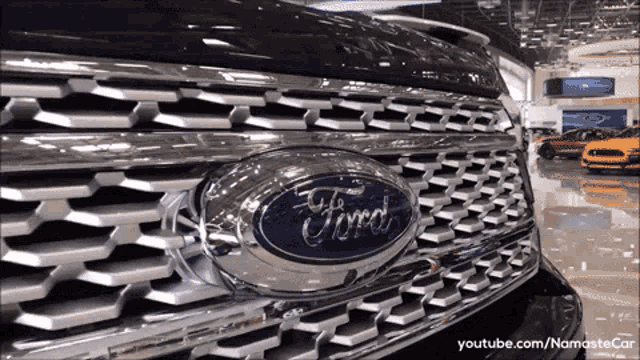 Ford Expedition Platinum Ford Logo GIF - Ford Expedition Platinum Ford Logo Logo GIFs