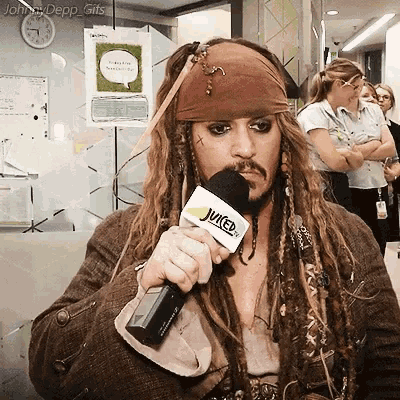 Johnny Depp Captain Jack Sparrow GIF - Johnny Depp Captain Jack Sparrow Childrens Hospital GIFs