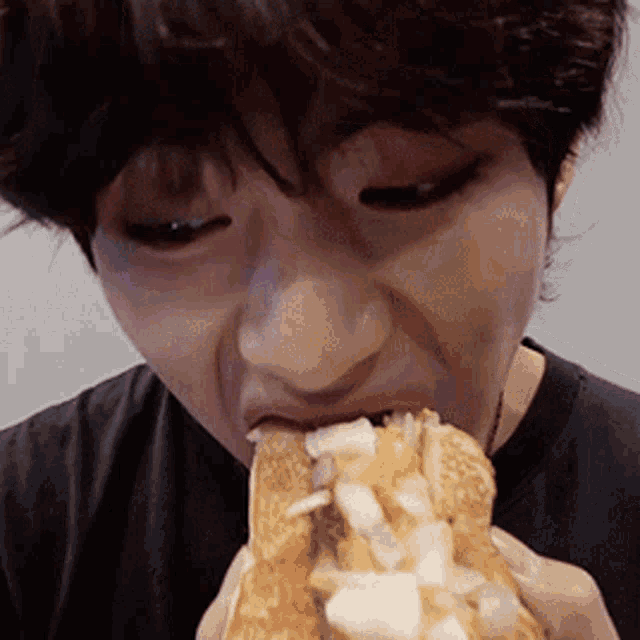 Taehyung Food GIF - Taehyung Food Hungry GIFs