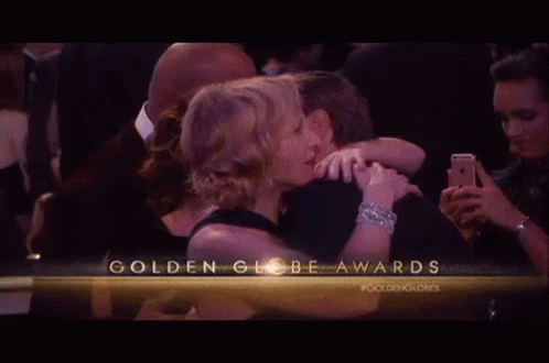 Never Let Go GIF - Golden Globes Kate Winslet Leonardo Dicaprio GIFs