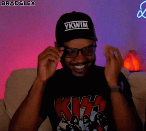 Brad And Lex How You Doin GIF - Brad And Lex How You Doin How You Doing GIFs