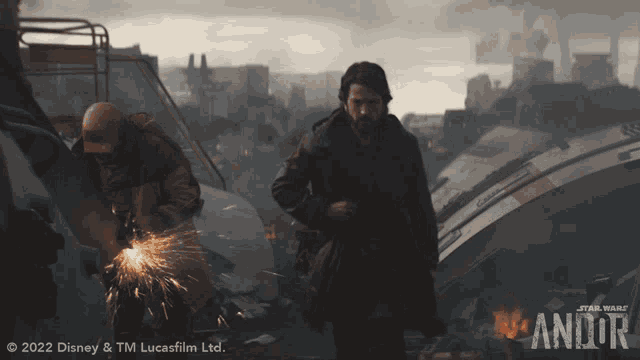 On A Mission Cassian Andor GIF - On A Mission Cassian Andor Diego Luna GIFs