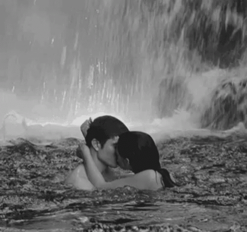 Love Waterfalls GIF - Love Waterfalls Kiss GIFs