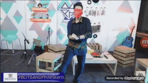 Ford Valencia Dancing GIF - Ford Valencia Dancing Blindfolded GIFs