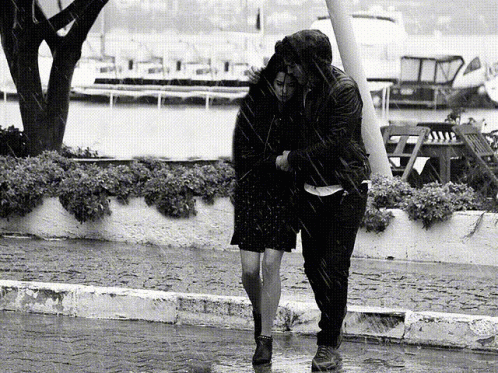 Yağmur Aşk GIF - Yağmur Aşk Aslıateş GIFs