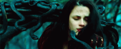 Snow White And The Huntsman GIF - Snow White And The Huntsman Snow White GIFs