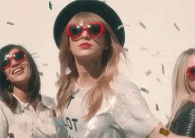 Celebrate Taylor Swift GIF - Celebrate Taylor Swift 22 GIFs