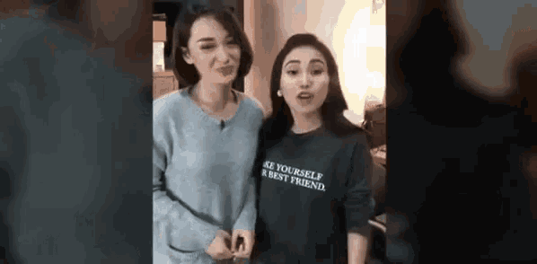 Zaskia Gotik GIF