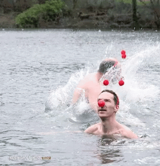 Rednose Benedict Cumberbatch GIF - Rednose Benedict Cumberbatch Swimming GIFs