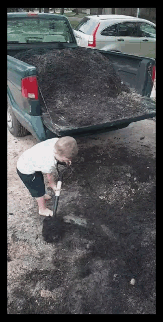 Trying To Get My Life Together Shovel GIF - Trying To Get My Life Together Shovel Fail GIFs