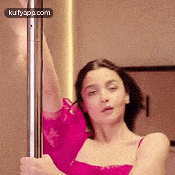 Gifs.Gif GIF - Gifs Student Of-the-year-2 Aliabhattedit GIFs