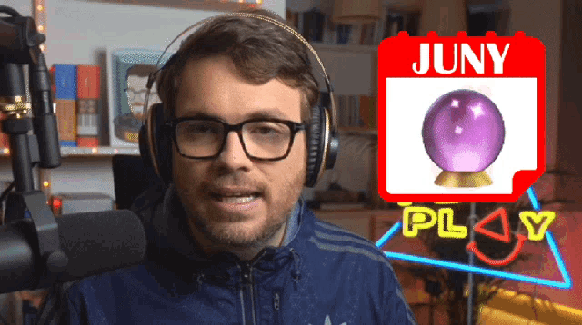 Juny Plisplay GIF