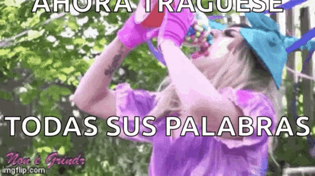 a woman is drinking from a bottle with the words todas sus palabras in the background .