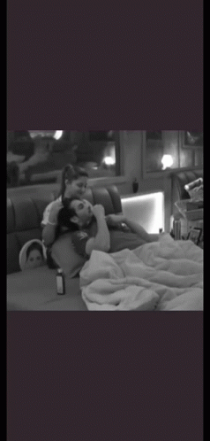 Couple Awesome GIF - Couple Awesome Bb15 GIFs