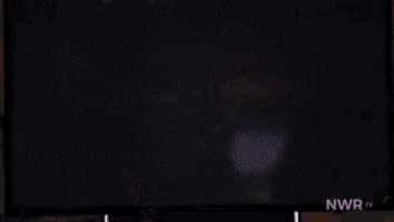 a screen with a blue s on it and a honeycomb pattern