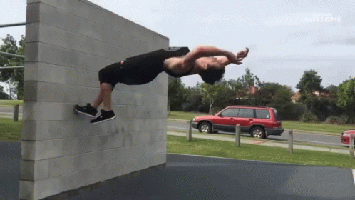 Parkour Flips Backflips GIF - Parkour Flips Backflips Flip Off Of Wall GIFs