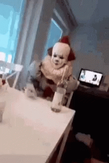 Pennywise Drink GIF - Pennywise Drink Mindblown GIFs