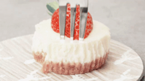 Cheesecake Delicious GIF - Cheesecake Delicious Yummy GIFs