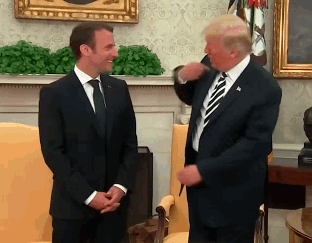 Emmanuel Macron Donald Trump GIF - Emmanuel Macron Donald Trump White House GIFs