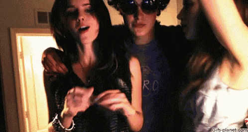 Partying The Bling Ring GIF - Partying The Bling Ring Emma Watson GIFs
