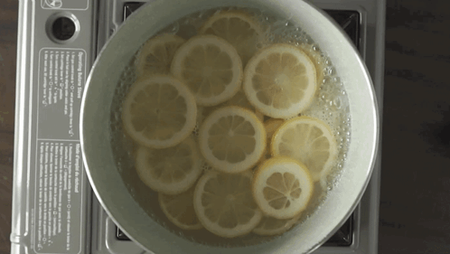Simmering The Lemon Two Plaid Aprons GIF - Simmering The Lemon Two Plaid Aprons Boiling The Lemon GIFs