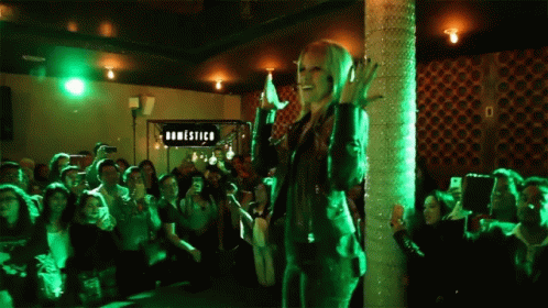 Party Photoshoot GIF - Party Photoshoot Clubbing GIFs