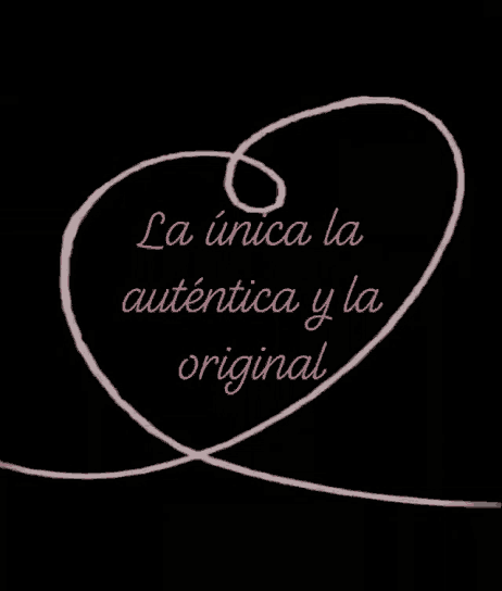 a drawing of a heart with the words " la unica la autentica y la original "