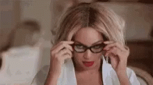 Beyonce Glasses GIF - Beyonce Glasses GIFs