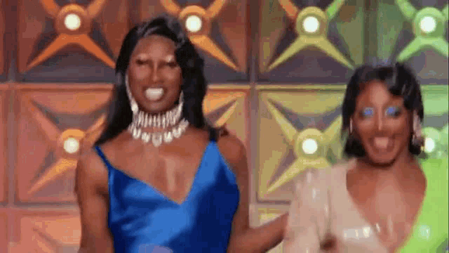 Shea Coulee Jaida Essence Hall GIF