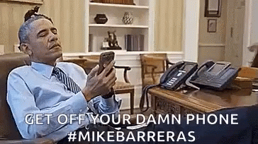 Michelle Obama Cell Phone GIF - Michelle Obama Cell Phone Flotus GIFs