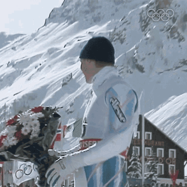 Celebrate Alpine Skiing GIF - Celebrate Alpine Skiing Kjetil Andre Aamodt GIFs