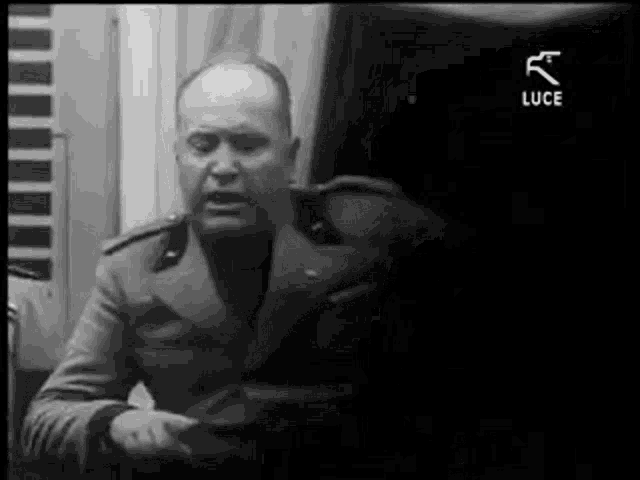 Duce Benito Mussolini GIF - Duce Benito Mussolini Talking GIFs