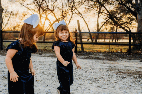 Twins Toddler GIF - Twins Toddler GIFs