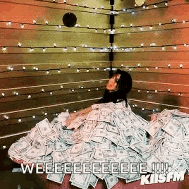 Camila Cabello Making It Rain GIF - Camila Cabello Making It Rain Cash GIFs