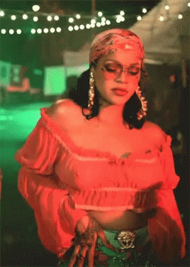 Rihanna Dance GIF - Rihanna Dance Singing GIFs
