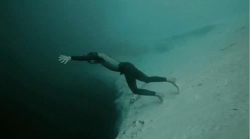 Deep Dive GIF - Deep Dive Scuba GIFs