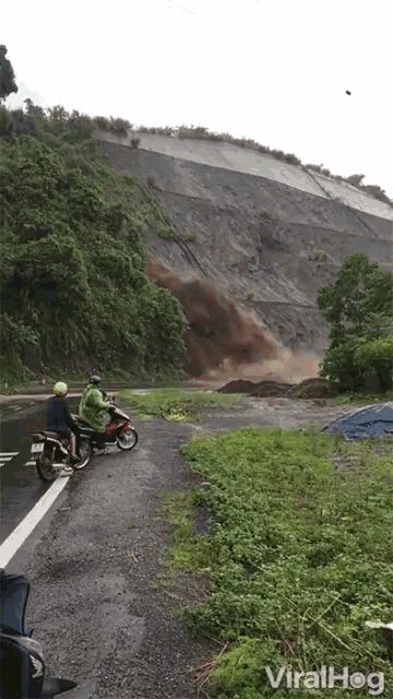 Landslide Tragedy GIF - Landslide Tragedy Avalanche GIFs