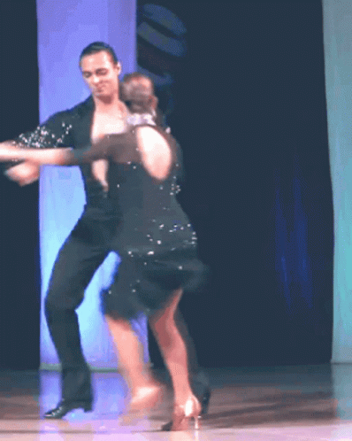 Dancing Spins GIF - Dancing Spins Skirt Twirl GIFs