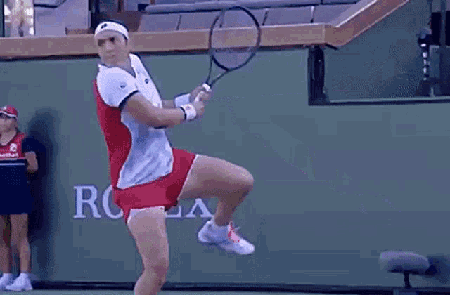Ons Jabeur Backhand GIF - Ons Jabeur Backhand Jumping GIFs