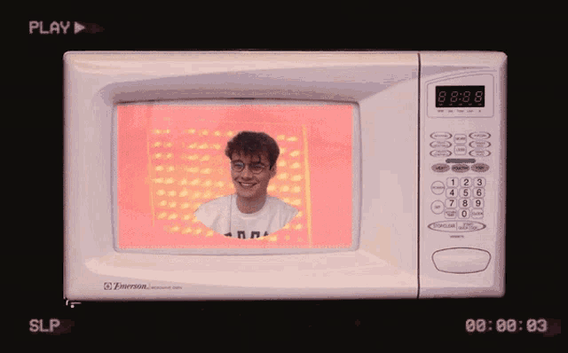 Wilbur Soot Microwave GIF - Wilbur Soot Microwave Spin GIFs