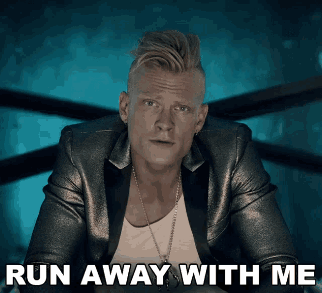 Runaway With Me Singing GIF - Runaway With Me Singing Serious Face GIFs