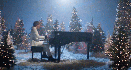 Playing The Piano Keith Urban GIF - Playing The Piano Keith Urban Ill Be Your Santa Tonight GIFs